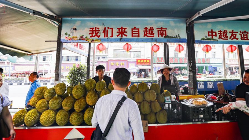 话题背后的